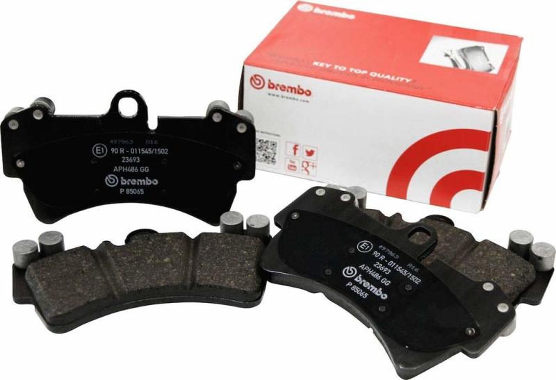 Brembo Acura Honda Disc Brake Pad Set - Rear - Ceramic - 17-21 Civic Type R FK8